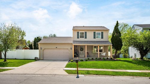 781 Ashford Glen Dr, Gahanna, OH, 43230-3276 | Card Image