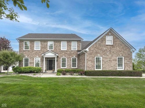 16802 Oak Manor Dr, Westfield, IN, 46074-8525 | Card Image