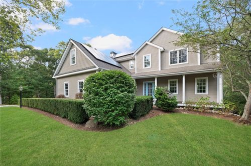 130 Moraine Ct, South Kingstown, RI, 02879-4792 | Card Image