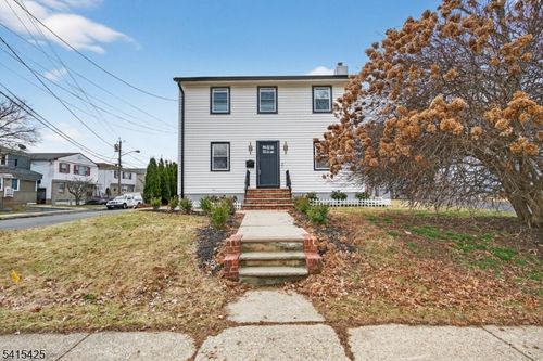 21 Lombardy Pl, Maplewood, NJ, 07040-3218 | Card Image