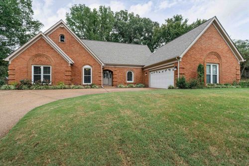 9427 Morning Woods Cv, Cordova, TN, 38016-4787 | Card Image