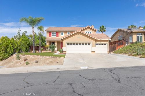 39909 Candy Apple Way, Murrieta, CA, 92562-4766 | Card Image