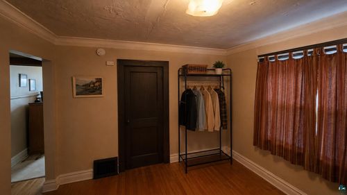 118 N 23rd Ave W, Duluth, MN, 55806-1917 | Card Image
