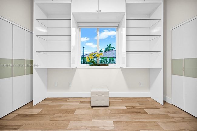 433 Nw 127 Th Ave, House other with 5 bedrooms, 4 bathrooms and null parking in Miami FL | Image 66