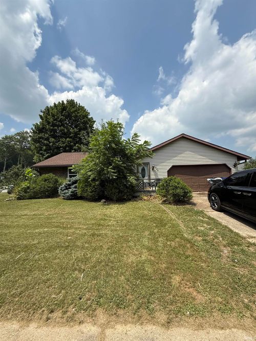 406 Redwood Dr, Kokomo, IN, 46902-3686 | Card Image