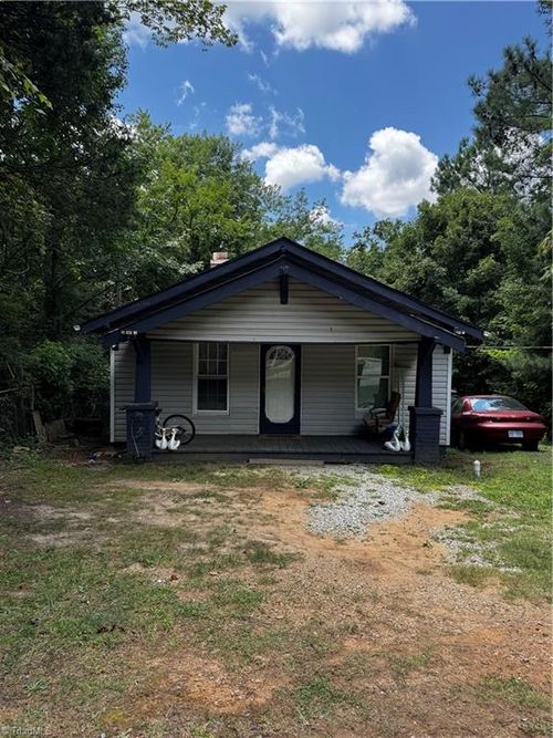1000 Garrison St, High Point, NC, 27260-7014 | Card Image