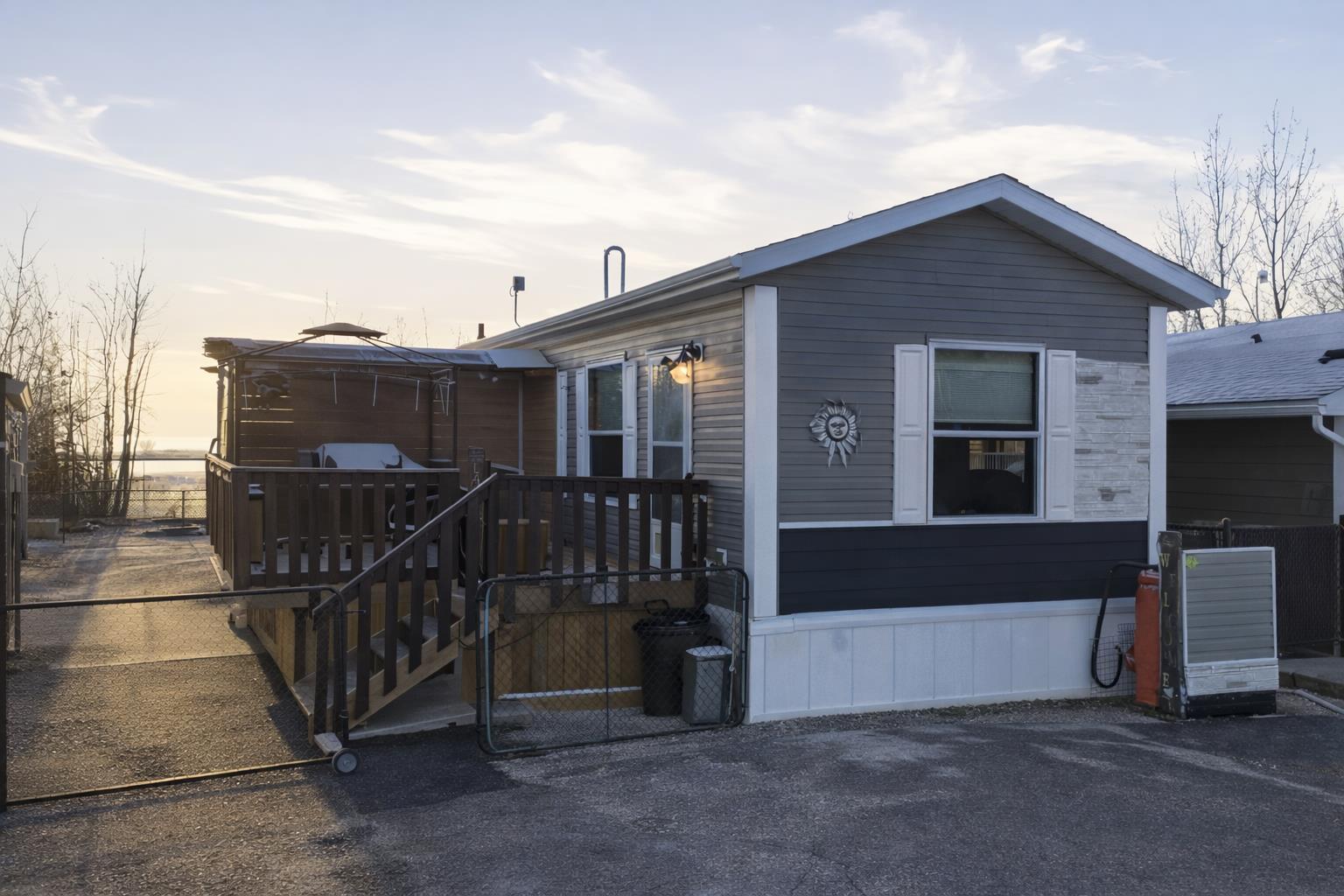 Residential in Rural Lacombe County 3