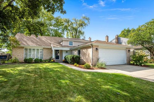 1145 Weeping Willow Ln, Libertyville, IL, 60048-3559 | Card Image