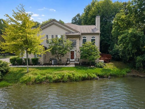 45-41832 Glade Road, Canton, MI, 48187 | Card Image