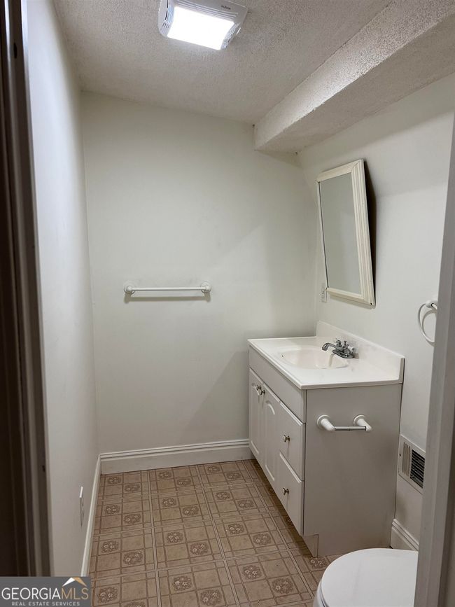 250 Smoak Field Rd, House other with 2 bedrooms, 2 bathrooms and null parking in Griffin GA | Image 22