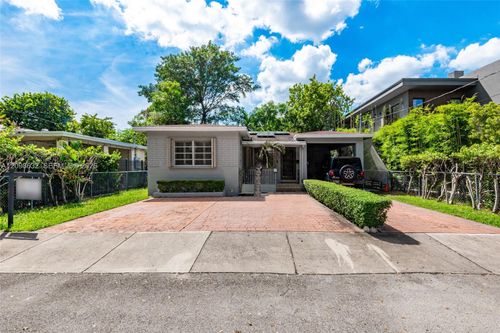 3530 Oak Ave, Miami, FL, 33133-4929 | Card Image