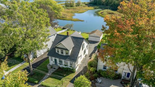 361 Riverside Dr, Fairfield, CT, 06824-6961 | Card Image