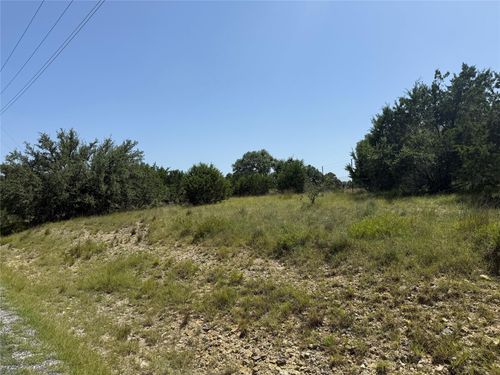 404 S Calvin Barrett, Blanco, TX, 78606-2089 | Card Image