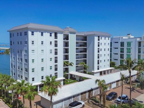 apt-63-226 Golden Gate Pt, SARASOTA, FL, 34236-6619 | Card Image