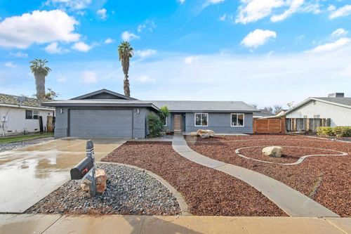 609 S Acacia, Lemoore, CA, 93245 | Card Image