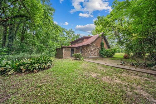 277 County Road 3520, Broaddus, TX, 75929-3512 | Card Image