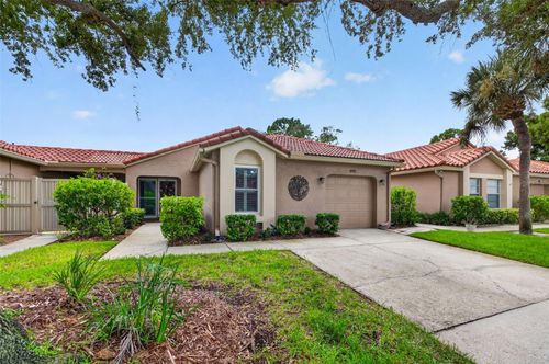 495 St Tropez Circle Ne, ST PETERSBURG, FL, 33703 | Card Image