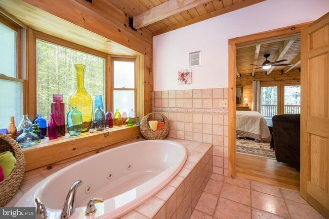 532 Pine Grove Rd, House other with 4 bedrooms, 4 bathrooms and null parking in LONACONING MD | Image 40