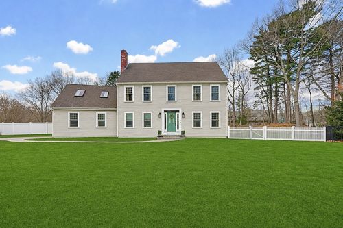 19 Audubon Dr, Walpole, MA, 02081-2720 | Card Image