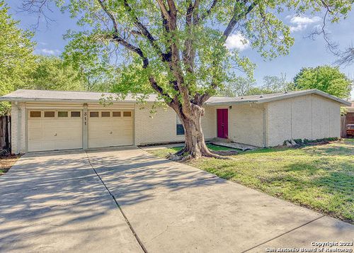 311 Granada Dr, San Antonio, TX, 78216-3551 | Card Image