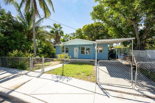 1702 Bertha St, Key West, FL, 33040-5329 | Card Image