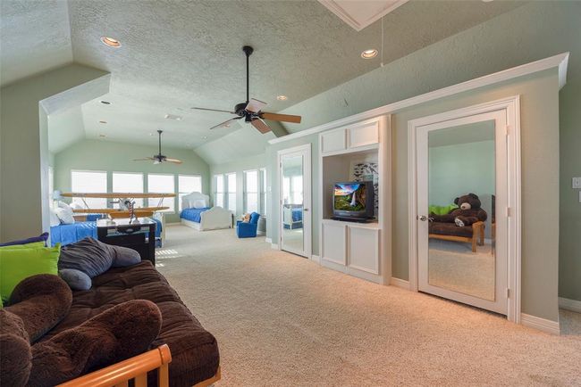 131 Isles End Rd, House other with 4 bedrooms, 5 bathrooms and 2 parking in Tiki Island TX | Image 34