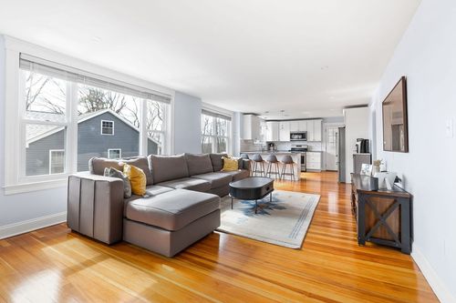 165 Central Ave, Malden, MA, 02148-3465 | Card Image