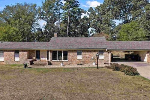 2801 Waubun, Marshall, TX, 75672 | Card Image