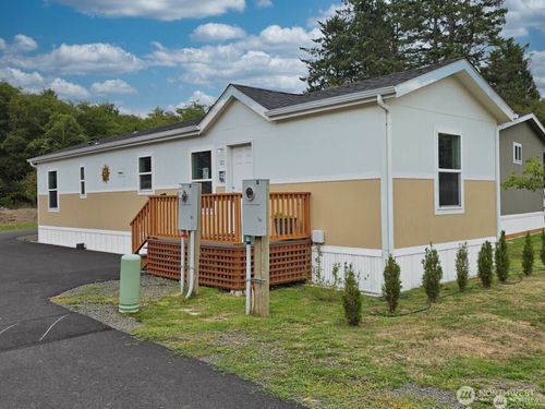 21-1303 30th St, Seaview, WA, 98644-2005 | Card Image