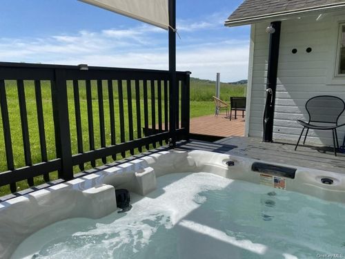 172 Stewart Rd, North Branch, NY, 12766-4002 | Card Image