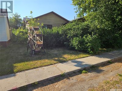 203 Main St, House other with 4 bedrooms, 2 bathrooms and null parking in Lipton SK | Image 1