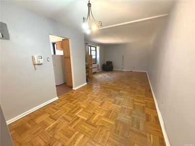 106 - 32-23 90 Street, Home with 1 bedrooms, 1 bathrooms and 1 parking in East Elmhurst NY | Image 2