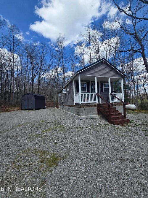 822 Spruce Creek Drive, Jamestown, TN, 38556 | Card Image