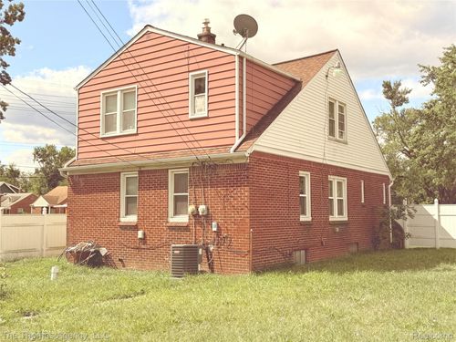 14500 Ardmore St, Detroit, MI, 48227-3235 | Card Image