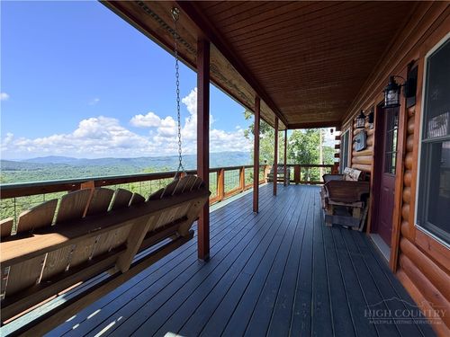 402 Turkey Knob Ln, Elk Park, NC, 28622 | Card Image