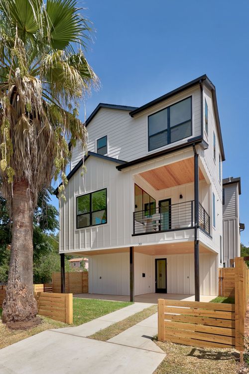 1-301 N Pleasant Valley Road, Austin, TX, 78702 | Card Image