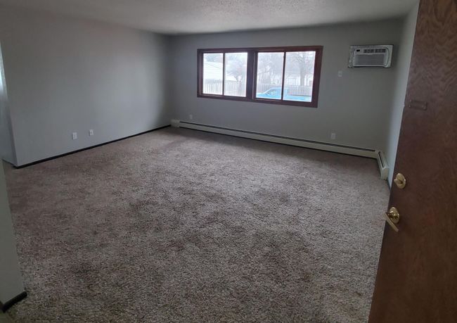 Living Room | Image 5