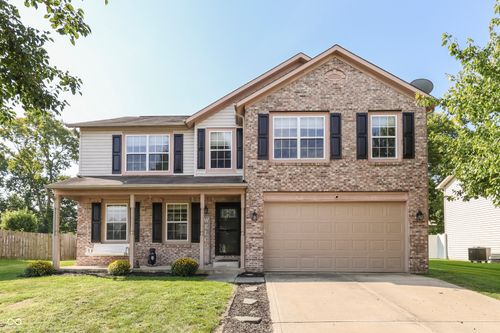 919 Angus Ln, Indianapolis, IN, 46217-5561 | Card Image