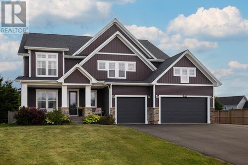 {{alt}} | Card Image