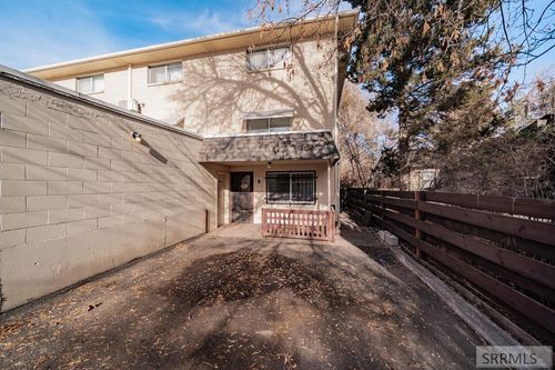apt-9-720 E Elva St, Idaho Falls, ID, 83401-2743 | Card Image