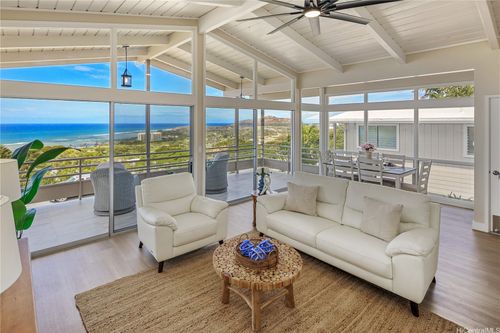 1541 Laukahi St, Honolulu, HI, 96821-1431 | Card Image