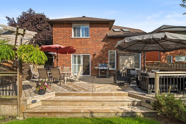 10 Meadowglen Blvd, House other with 4 bedrooms, 4 bathrooms and 2 parking in Georgetown ON | Image 42