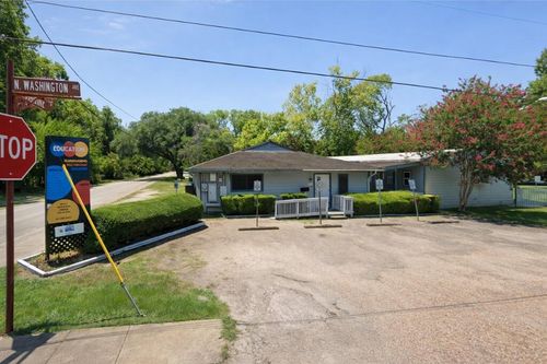 2246 Washington St, Pearland, TX, 77581-4040 | Card Image