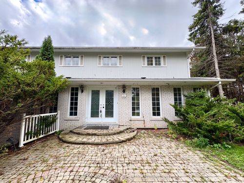 {{alt}} | Card Image