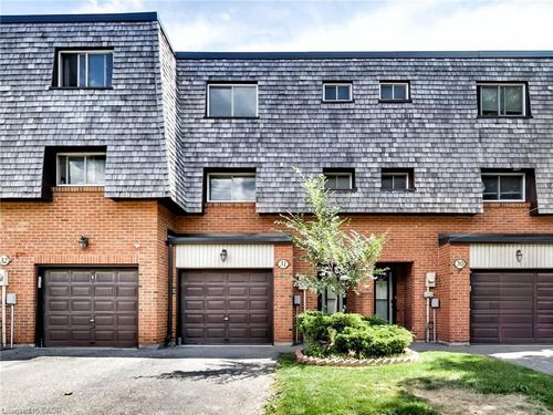 31 Briar Path, Brampton, ON, L6T2A3 | Card Image