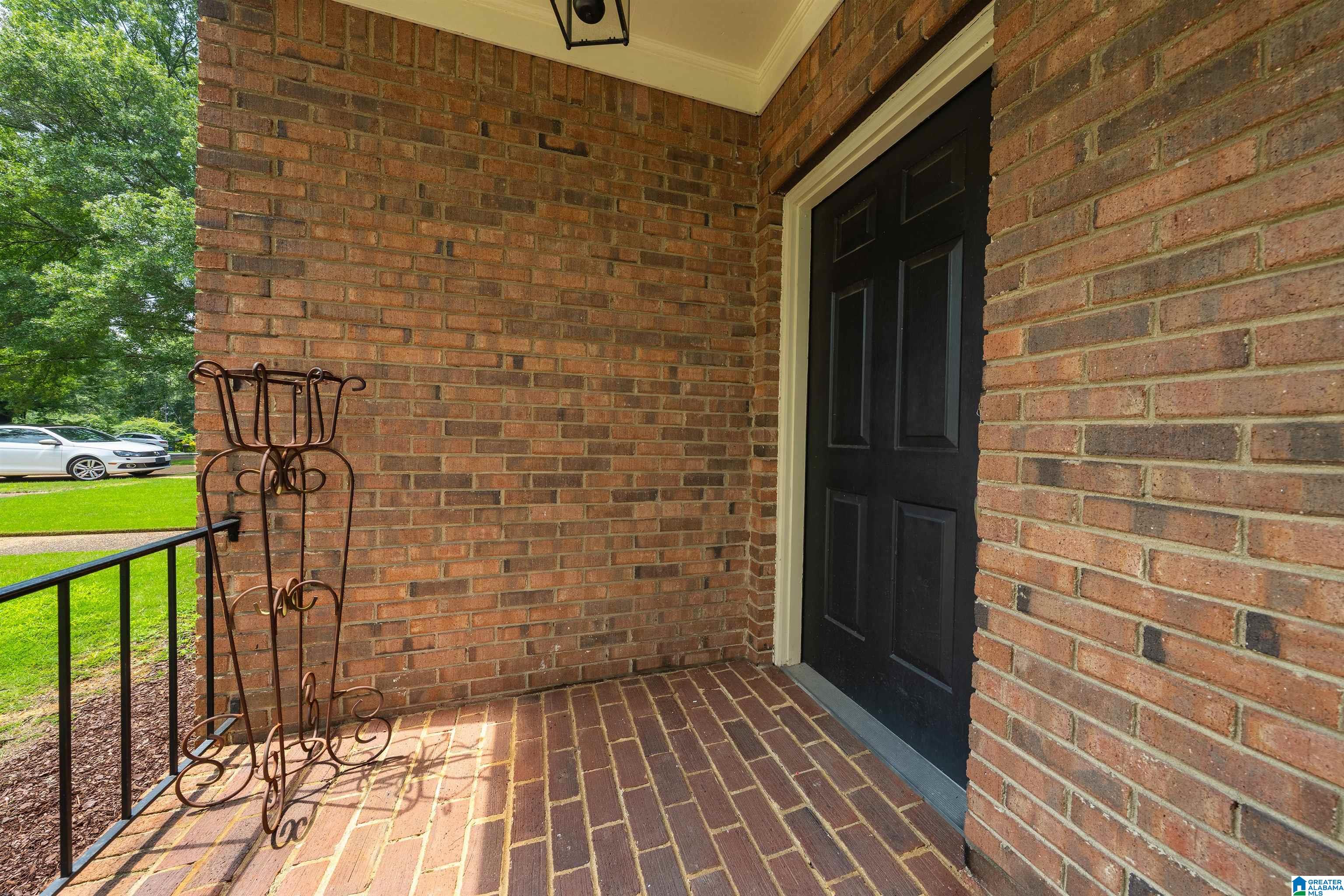 Residential in IRONDALE 4