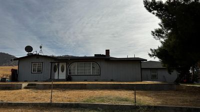 21665 E Weldon Avenue, House other with 3 bedrooms, 0 bathrooms and null parking in Sanger CA | Image 1