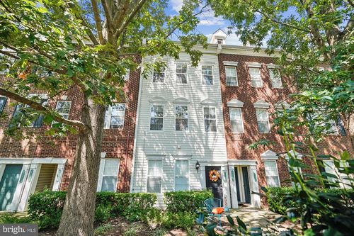 42501 Rockrose Sq, BRAMBLETON, VA, 20148-4822 | Card Image