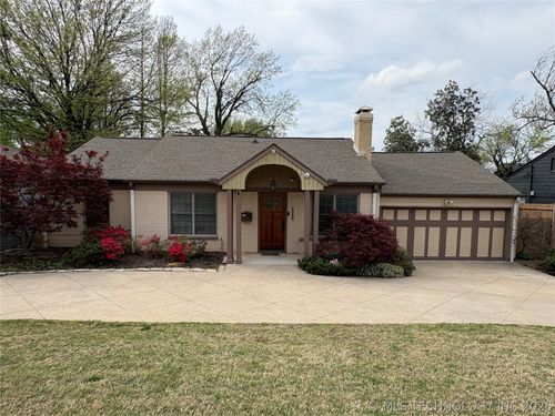 3822 S Utica Avenue, Tulsa, OK, 74105 | Card Image