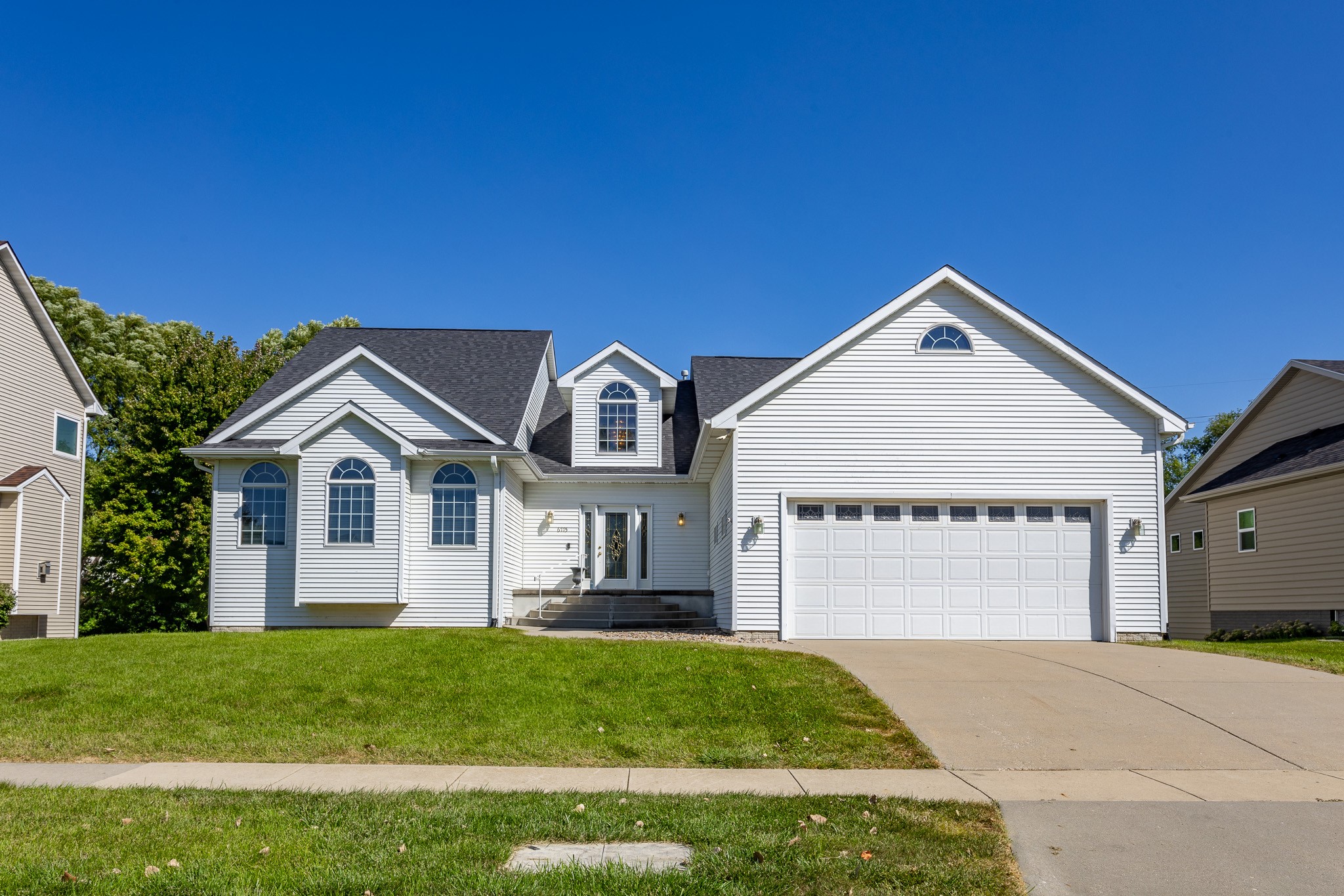 Dakota Dr, West Des Moines, IA 50266